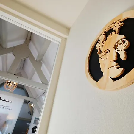 De Munsterhoeve Bed & Breakfast Munstergeleen